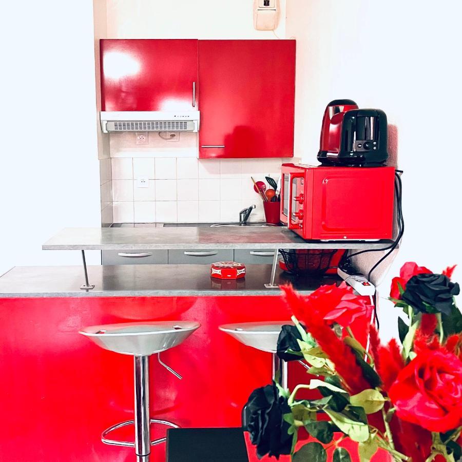 Le Red Escape A 15Min Du Centre Avec Parking Prive Gratuit Appartement Annecy Buitenkant foto